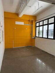 Mun Hean Industrial Building (D12), Factory #482685041